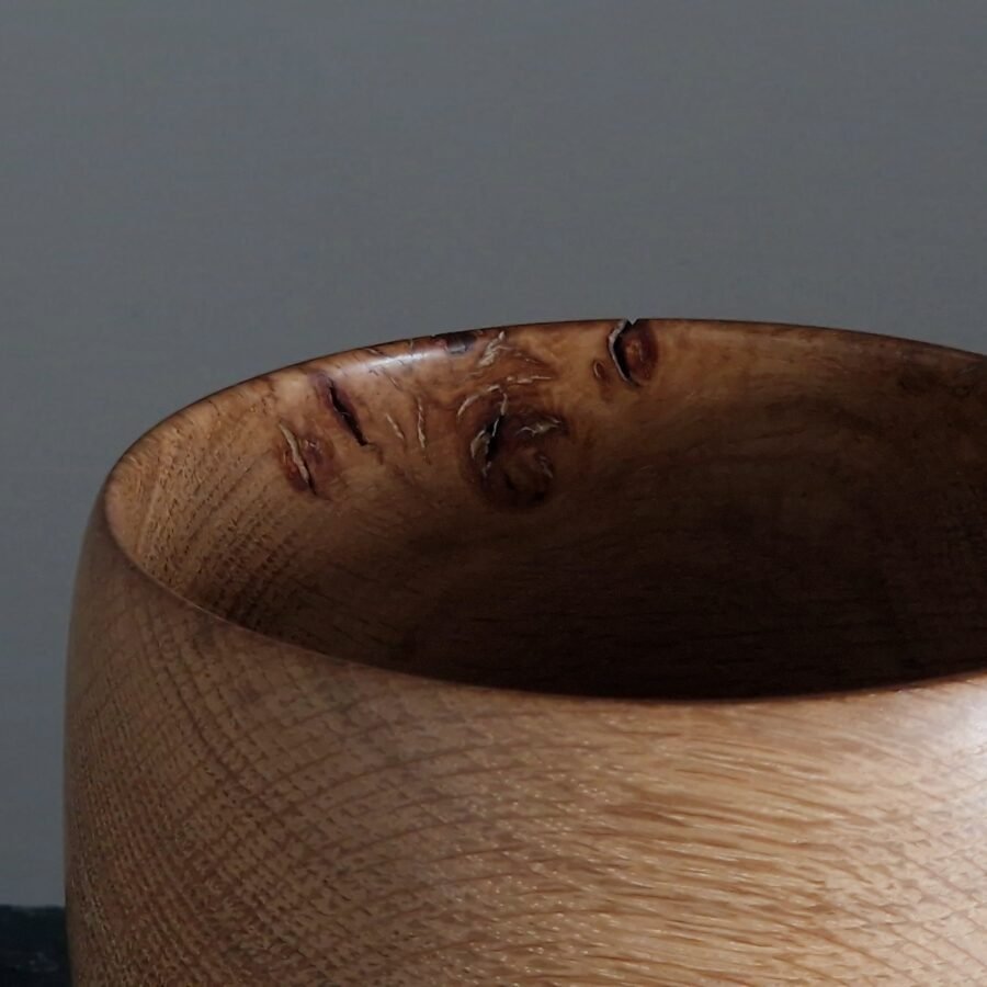 Deep oak Vessel close up Details