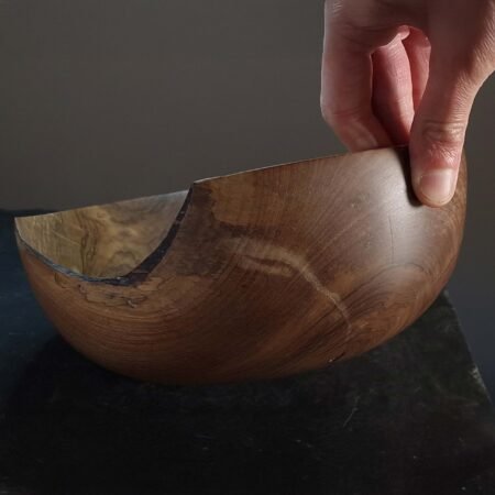 Walnut wood bowl live edge 02 scaled