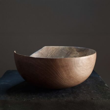 Walnut wood bowl live edge 04 scaled