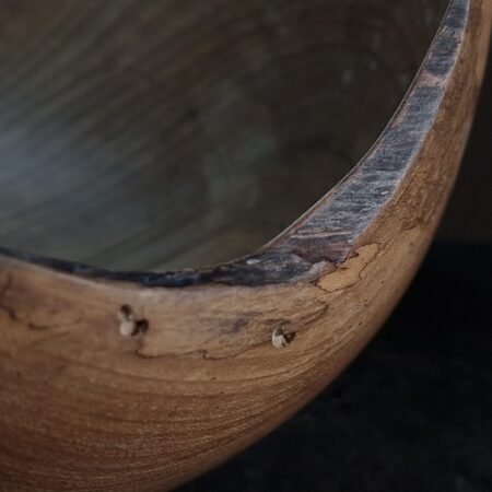 Walnut wood bowl live edge 06 scaled