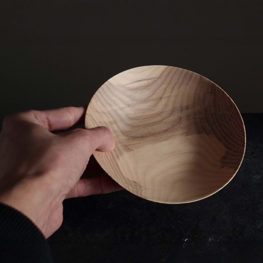 Size of wooden Ash bowl