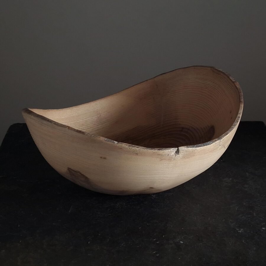 Live Edge Wooden Bowl – Ash with Knots