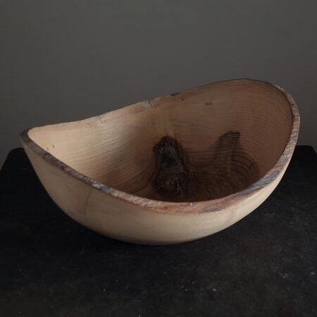 Live Edge Knotty Ash Bowl 07 scaled