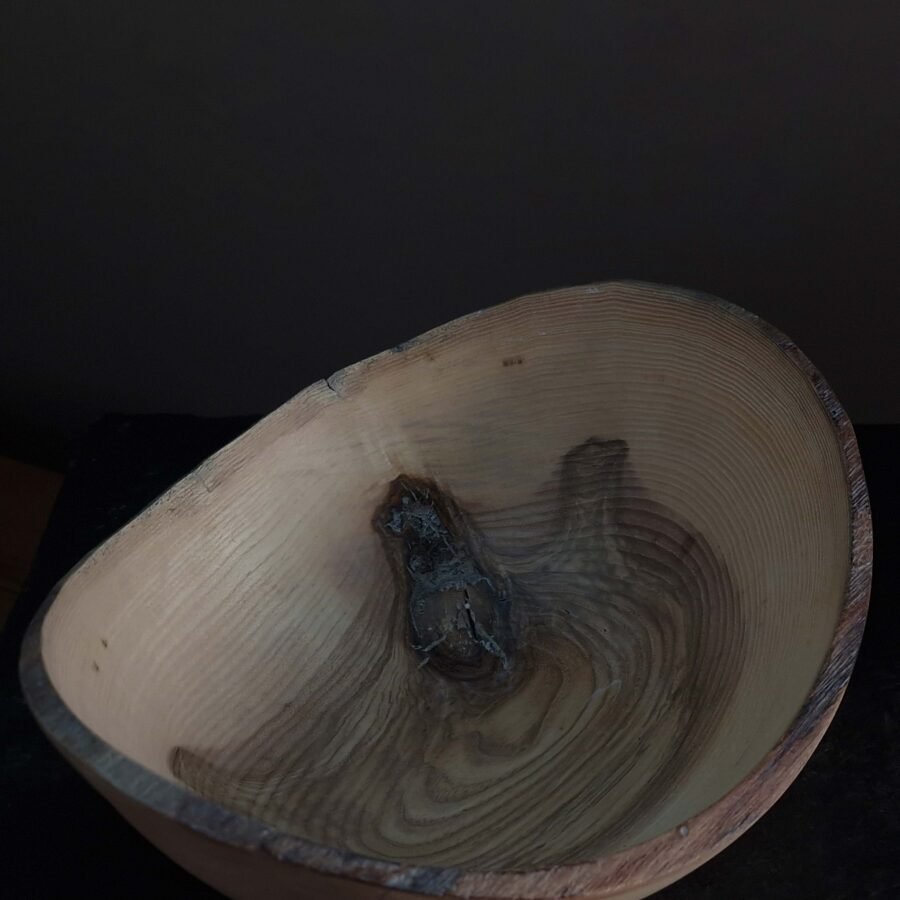 Live Edge Ash Bowl – Knotty Wood