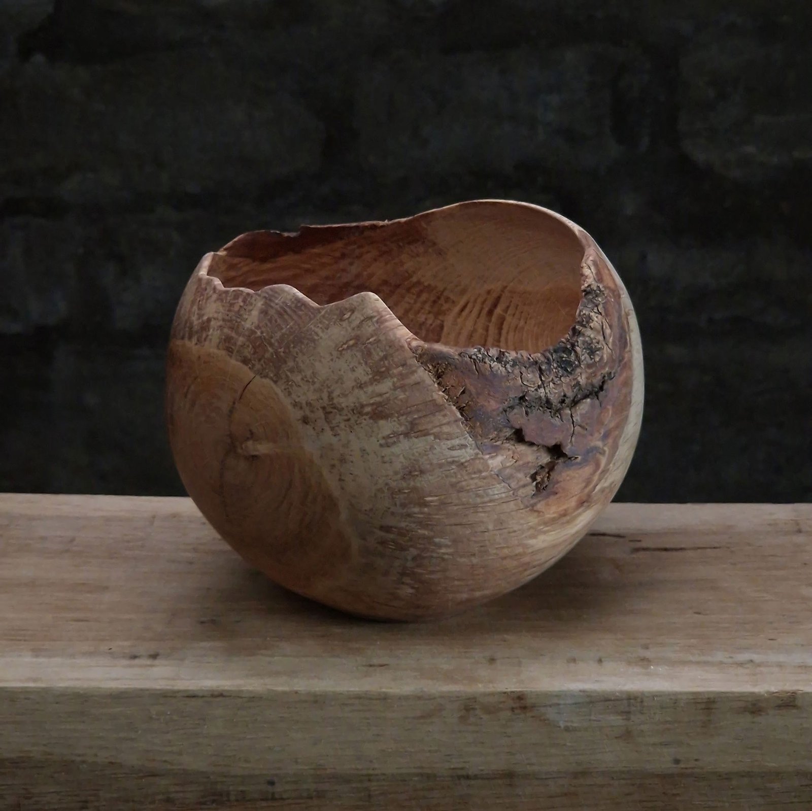 oak display bowl